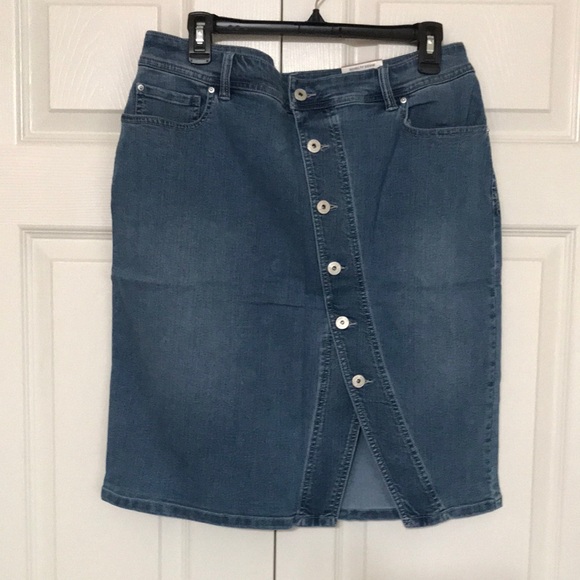 Denim Button-Front Skirt Regular Mid Rise Size 12 - Picture 1 of 6